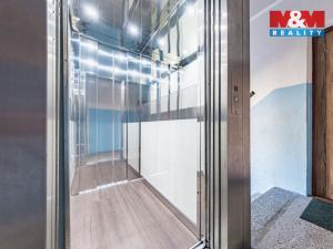 Prodej bytu 3+1, Kadaň, 1. máje, 61 m2