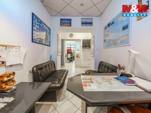 Pronájem obchodního prostoru, Karlovy Vary, T. G. Masaryka, 40 m2