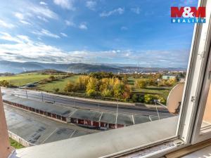 Prodej bytu 1+1, Ústí nad Labem - Severní Terasa, Kmochova, 33 m2