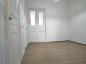 Pronájem bytu 2+1, Praha - Smíchov, Pecháčkova, 87 m2