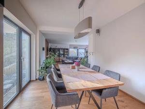 Prodej rodinného domu, Plzeň, 234 m2