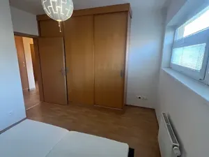 Pronájem bytu 2+kk, Praha - Malešice, Ungarova, 59 m2