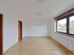 Pronájem rodinného domu, Praha - Nebušice, 360 m2