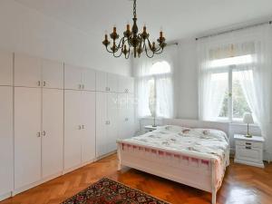 Pronájem bytu 3+1, Praha - Staré Město, Konviktská, 112 m2