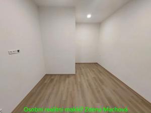 Pronájem bytu 2+kk, Praha, Kubelíkova, 38 m2