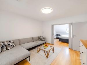 Pronájem bytu 3+kk, Praha - Karlín, Pernerova, 100 m2