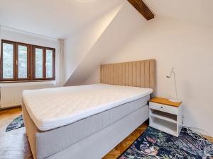 Pronájem bytu 3+kk, Praha - Karlín, Pernerova, 100 m2