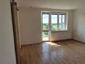 Pronájem bytu 3+1, Ptýrov, 73 m2