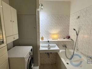 Pronájem bytu 3+1, Opava, Ratibořská, 75 m2