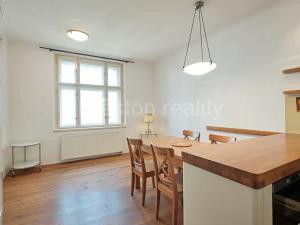 Pronájem bytu 2+1, Praha - Žižkov, Fibichova, 72 m2