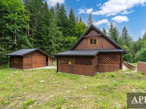 Prodej chalupy, Halenkov, 158 m2