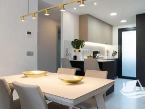 Prodej bytu 4+kk, Benidorm, Španělsko, 93 m2