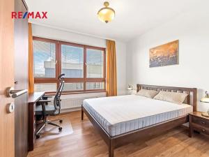 Pronájem bytu 2+kk, Praha - Stodůlky, Kejhova, 51 m2