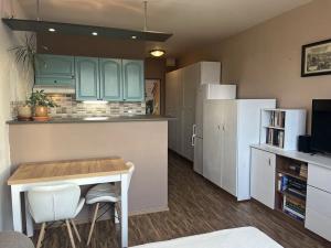 Prodej bytu 1+kk, Praha - Záběhlice, Jahodová, 26 m2