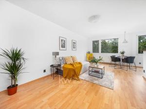 Prodej bytu 3+kk, Praha - Prosek, Vysočanská, 73 m2