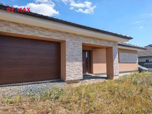 Prodej rodinného domu, Kly, 157 m2