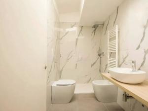 Prodej bytu 2+kk, Milán, Itálie, Via Alfonso Capecelatro, 52 m2