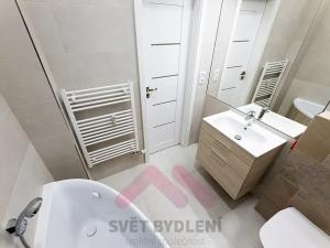 Pronájem bytu 1+1, Praha - Bubeneč, Nad Královskou oborou, 37 m2