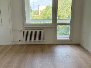 Prodej bytu 1+kk, Praha - Troja, 33 m2