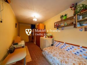 Prodej rodinného domu, Hluboké, 107 m2