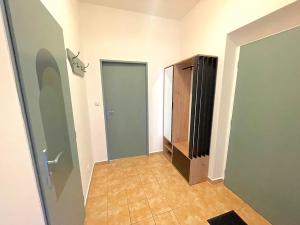 Pronájem bytu 2+kk, Milovice, Rakouská, 47 m2