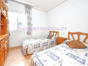 Prodej bytu 4+kk, Torrevieja, Španělsko, 75 m2