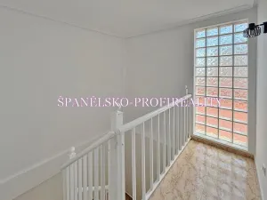 Prodej vily, Villamartín, Španělsko, 100 m2