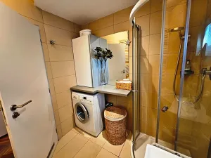 Prodej bytu 2+kk, Praha - Záběhlice, Nad Meandry, 52 m2