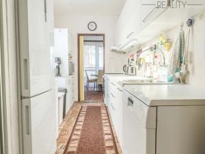 Prodej bytu 3+1, Praha - Háje, Štichova, 85 m2