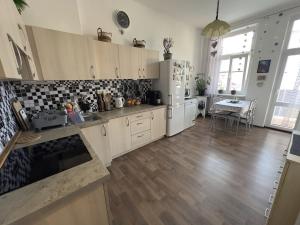 Prodej bytu 2+1, Děčín - Děčín VI-Letná, J. z Poděbrad, 71 m2