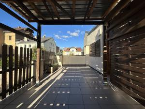 Prodej bytu 3+1, Děčín - Děčín VI-Letná, J. z Poděbrad, 71 m2