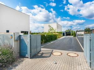 Pronájem rodinného domu, Přezletice, Školní, 120 m2