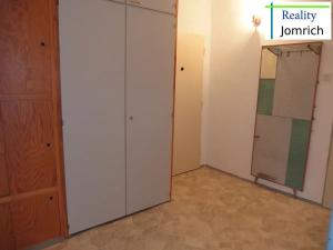 Pronájem bytu 3+1, Liberec, Dvorská, 60 m2