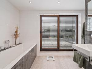 Prodej rodinného domu, Hradec Králové - Malšovice, Sportovní, 248 m2