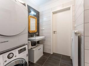 Prodej bytu 2+kk, Holubice, 63 m2