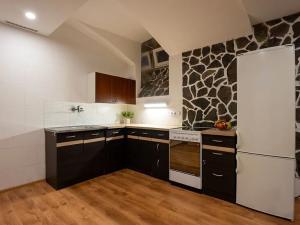 Prodej komerční nemovitosti, Slavkov u Brna, Koláčkovo náměstí, 139 m2