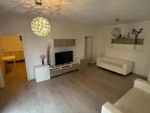 Pronájem bytu 3+1, Nehvizdy, Gabčíkova, 70 m2