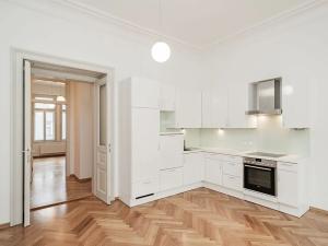 Pronájem bytu 2+kk, Praha - Vinohrady, Balbínova, 60 m2
