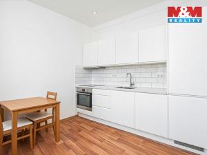 Prodej bytu 1+1, Kutná Hora - Šipší, Na Studních, 32 m2
