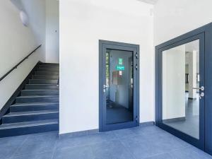 Pronájem kanceláře, Milovice, 140 m2