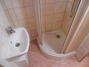 Pronájem bytu 1+1, Jindřichův Hradec, sídliště Vajgar, 39 m2