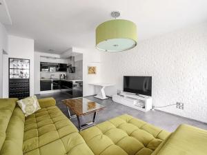 Pronájem bytu 2+kk, Praha - Hlubočepy, Hugo Haase, 67 m2