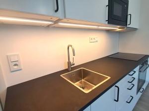 Pronájem bytu 2+kk, Praha - Hlubočepy, Fabiánové, 44 m2