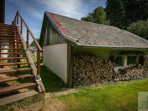 Prodej rodinného domu, Štoky, 170 m2