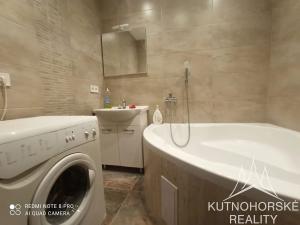 Pronájem bytu 2+kk, Kutná Hora, Ortenova, 36 m2