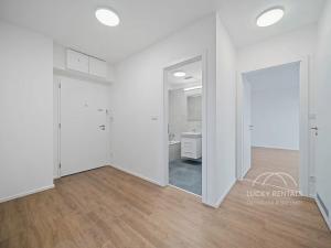 Pronájem bytu 2+kk, Praha - Chodov, Líbalova, 50 m2