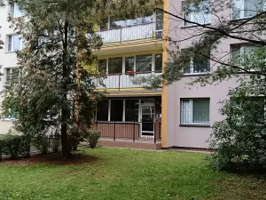 Prodej bytu 1+kk, Praha - Prosek, Veltruská, 27 m2