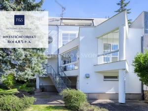 Prodej kanceláře, Křižanov, Benešovo náměstí, 530 m2