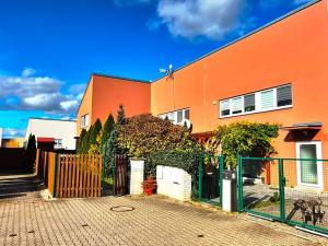 Prodej rodinného domu, Jenštejn, Zlatnická, 137 m2