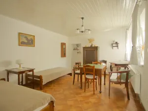 Prodej rodinného domu, Bechyně, nám. T. G. Masaryka, 76 m2